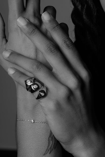 Pear Diamond Signet Ring | White Gold